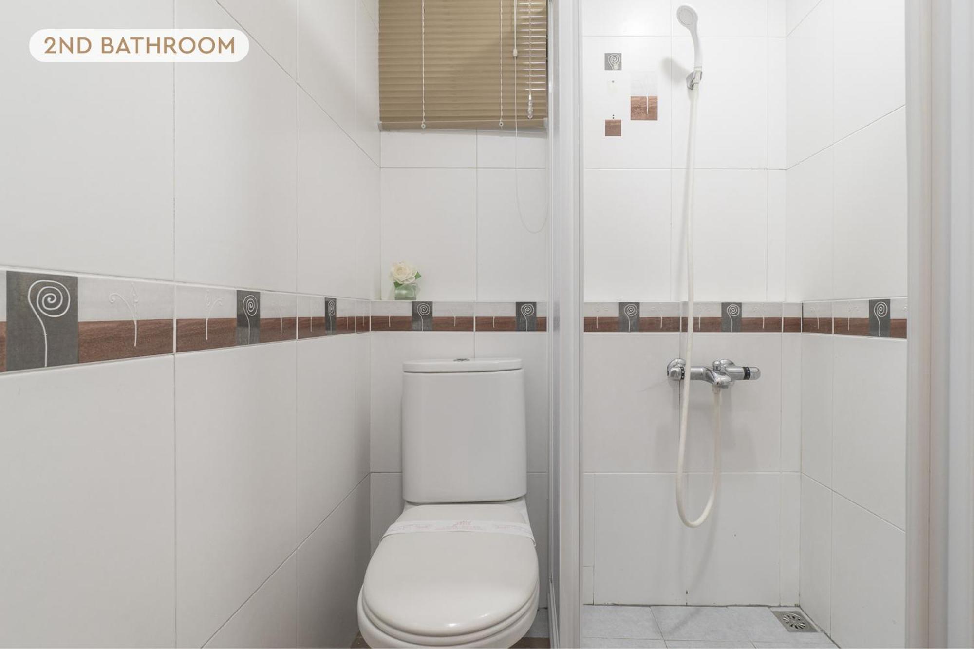 3b2b Warm Cinema 4 Min To Xinyi Anhe Mrt 三房二衛 投影機 4分到信義安和站