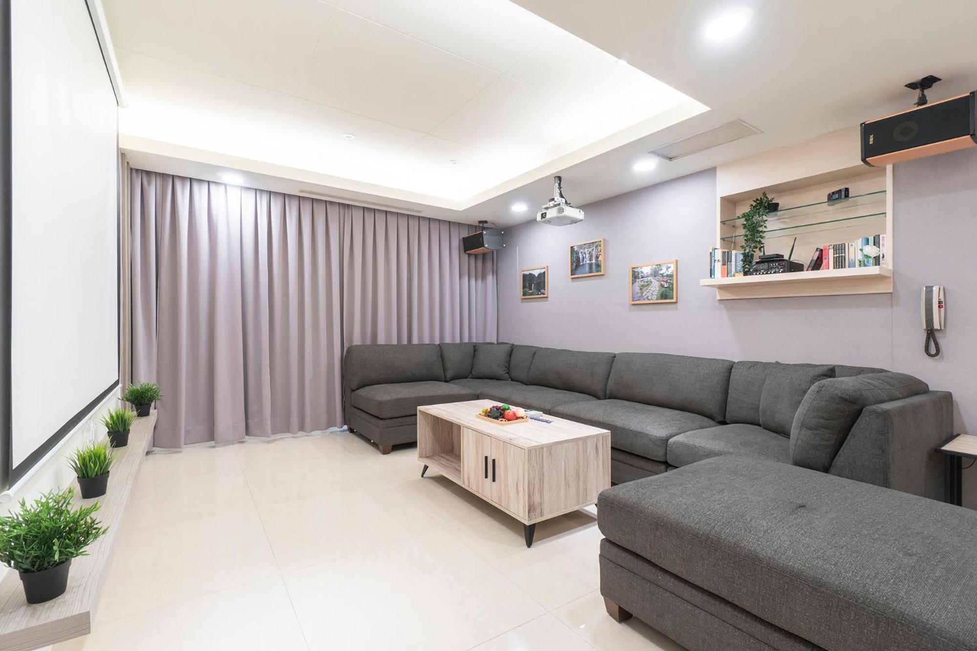 Apartment 3b2b Warm Cinema 4 Min To Xinyi Anhe Mrt 三房二衛 投影機 4分到信義安和站