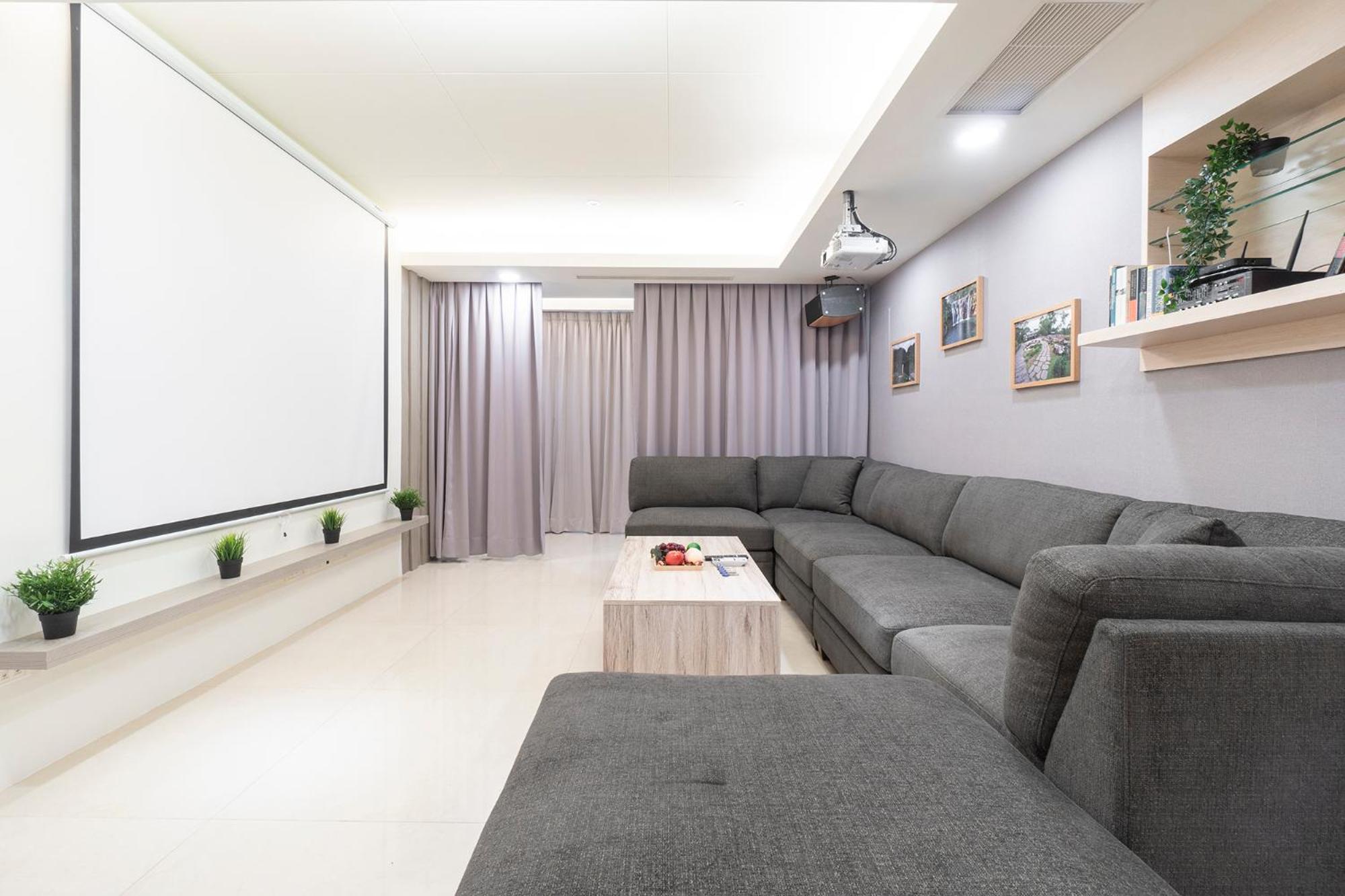 3b2b Warm Cinema 4 Min To Xinyi Anhe Mrt 三房二衛 投影機 4分到信義安和站 * Taipei